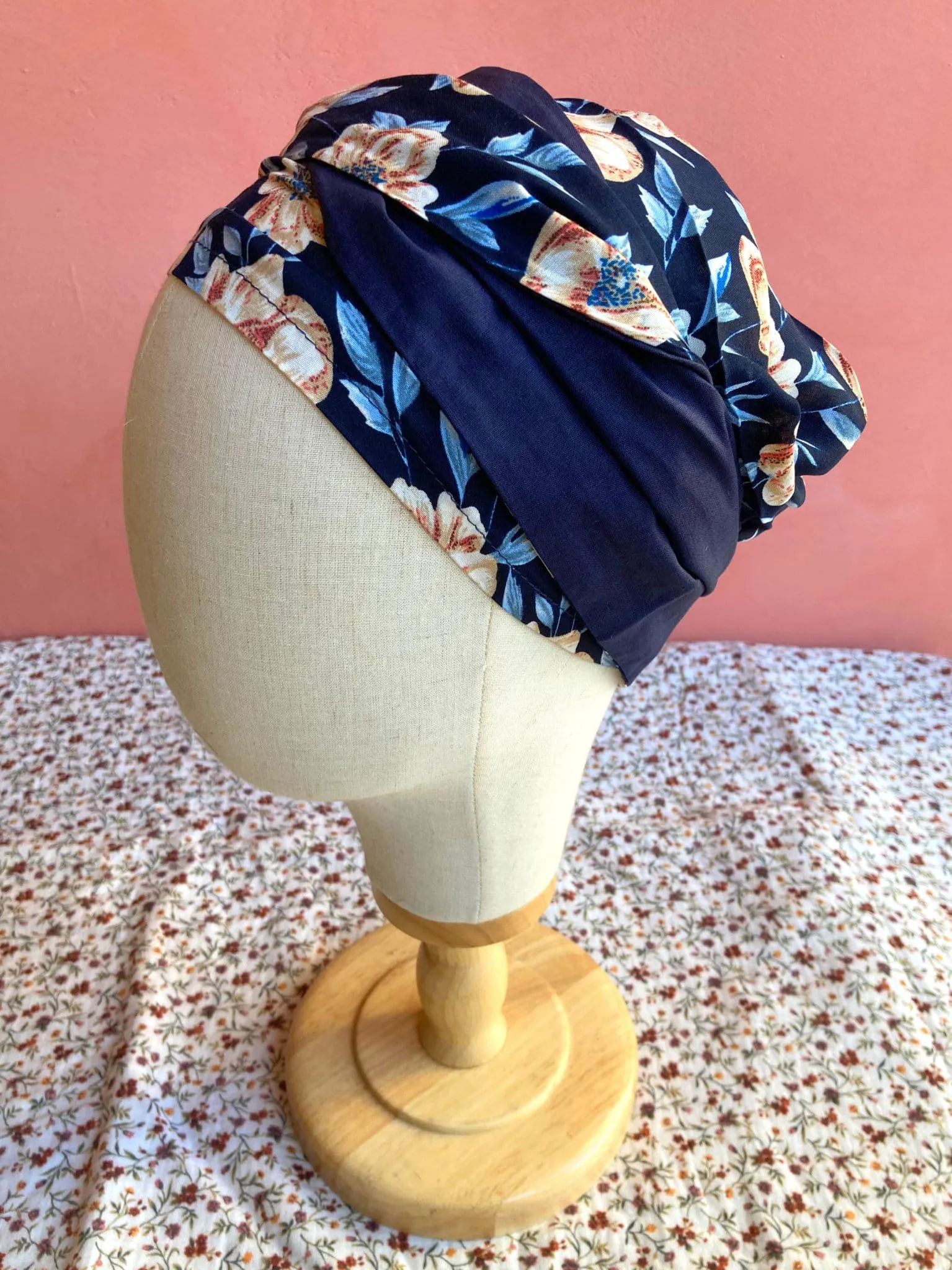 Bandeau chimiothérapie XL à fleurs marine – Pétunia