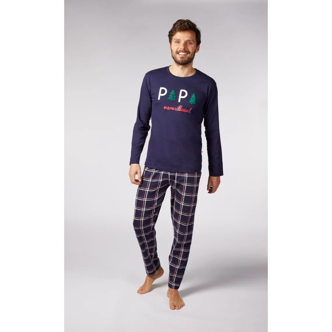 Ensemble Pyjama Long homme Bleu Marine Imprimé/ Bleu Marine à Carreaux Rouges en coton | 3 Suisses