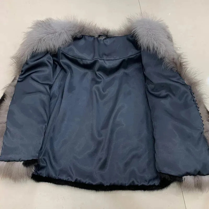 Femmes Fourrure Fausse Haute Qualité Vison Veste Hiver Lâche Ponchos Baggy Chauve Souris Col Manteau Mode Châle 230928 Du 492,50