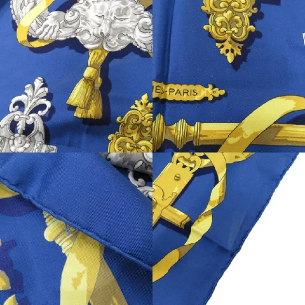 Foulard Hermès en Soie Bleu d`Occasion