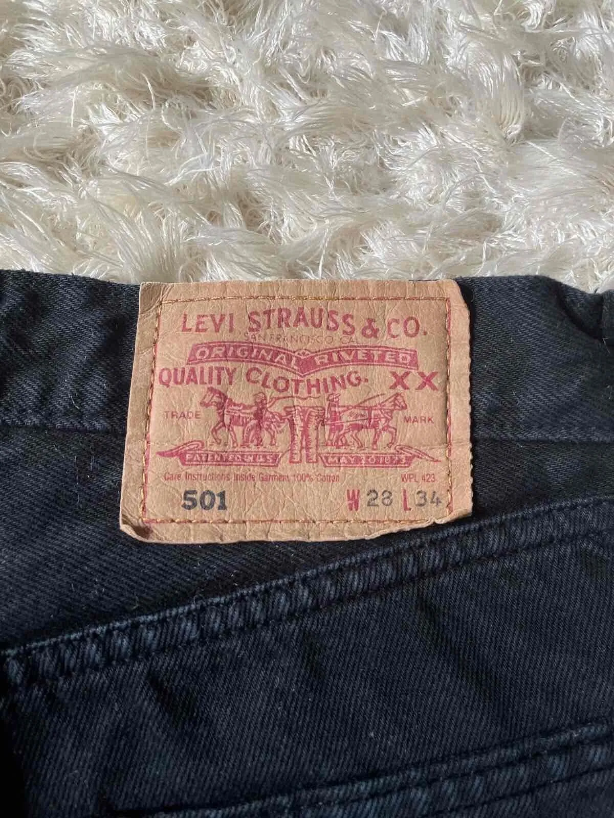 Jean Levi's 501 W28L34