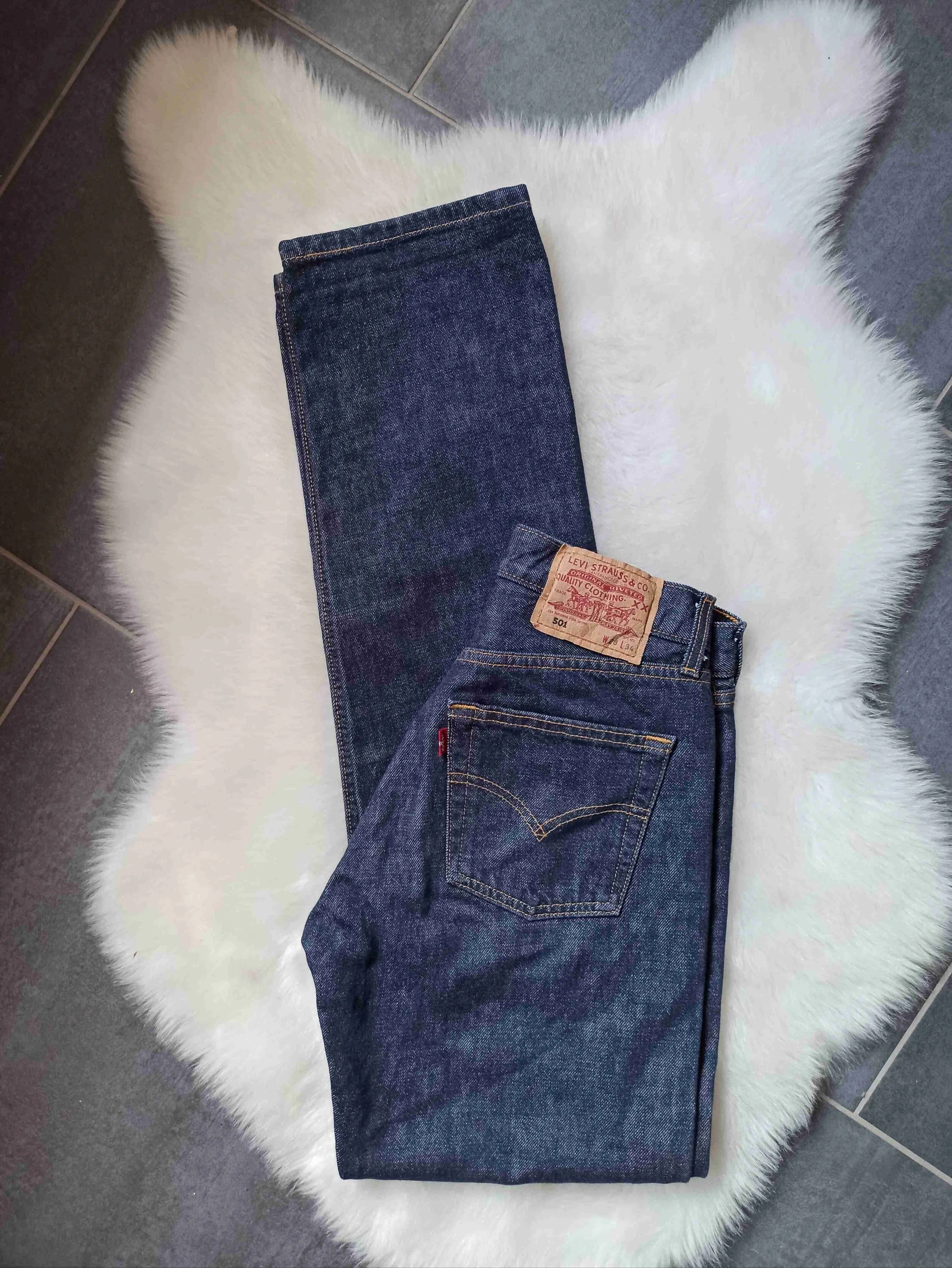 Jean Levi's 501 W328L34