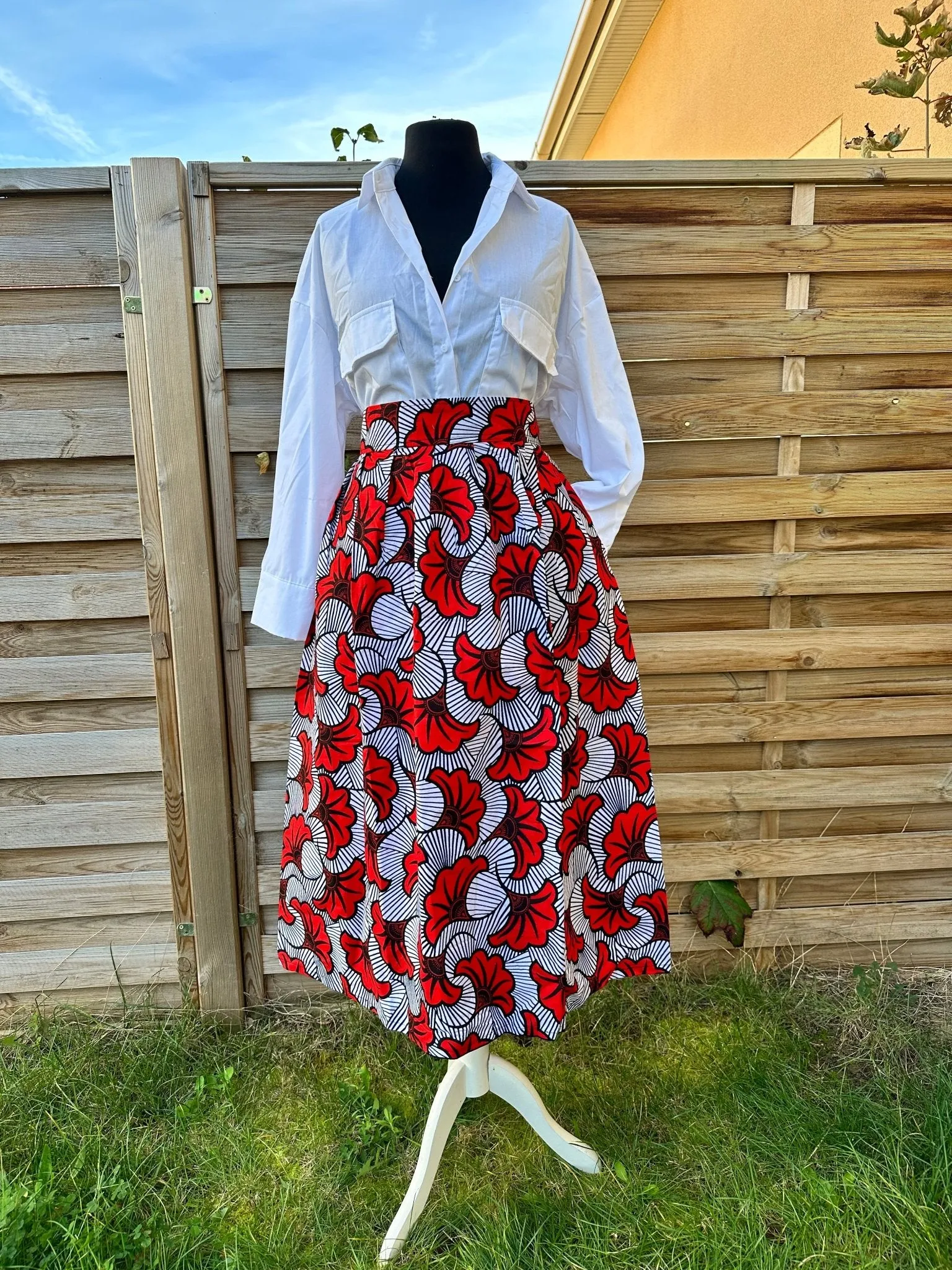 Jupe maxi en Wax - jupe africaine taille haute - tissu Wax fleurs de mariage bleu - Rouge