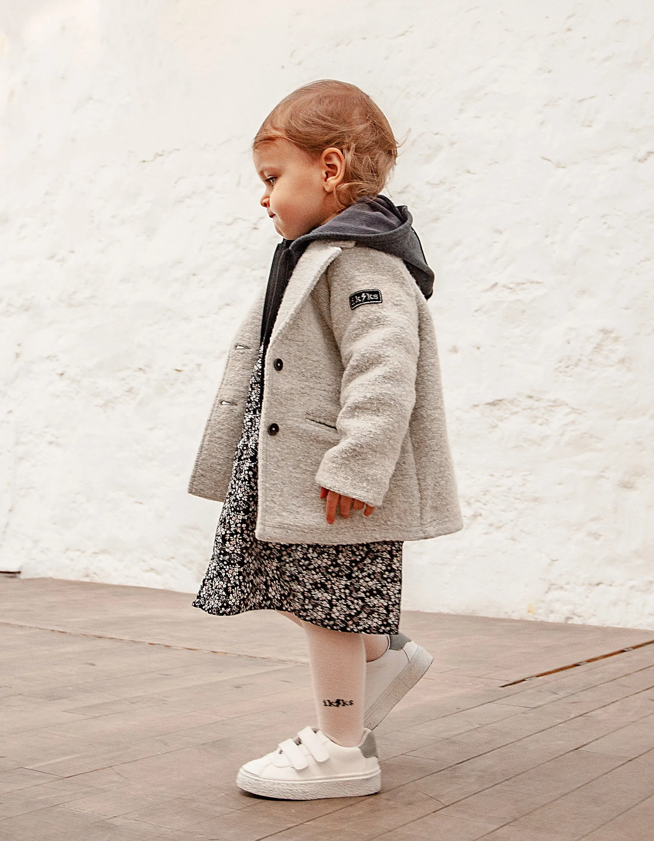 Manteau gris chiné foncé parmenture à capuche bébé fille