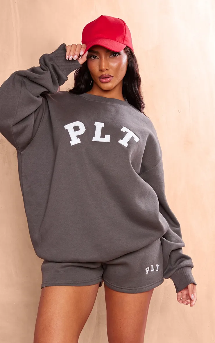 PLT Pull oversize en sweat gris anthracite à logo PLT