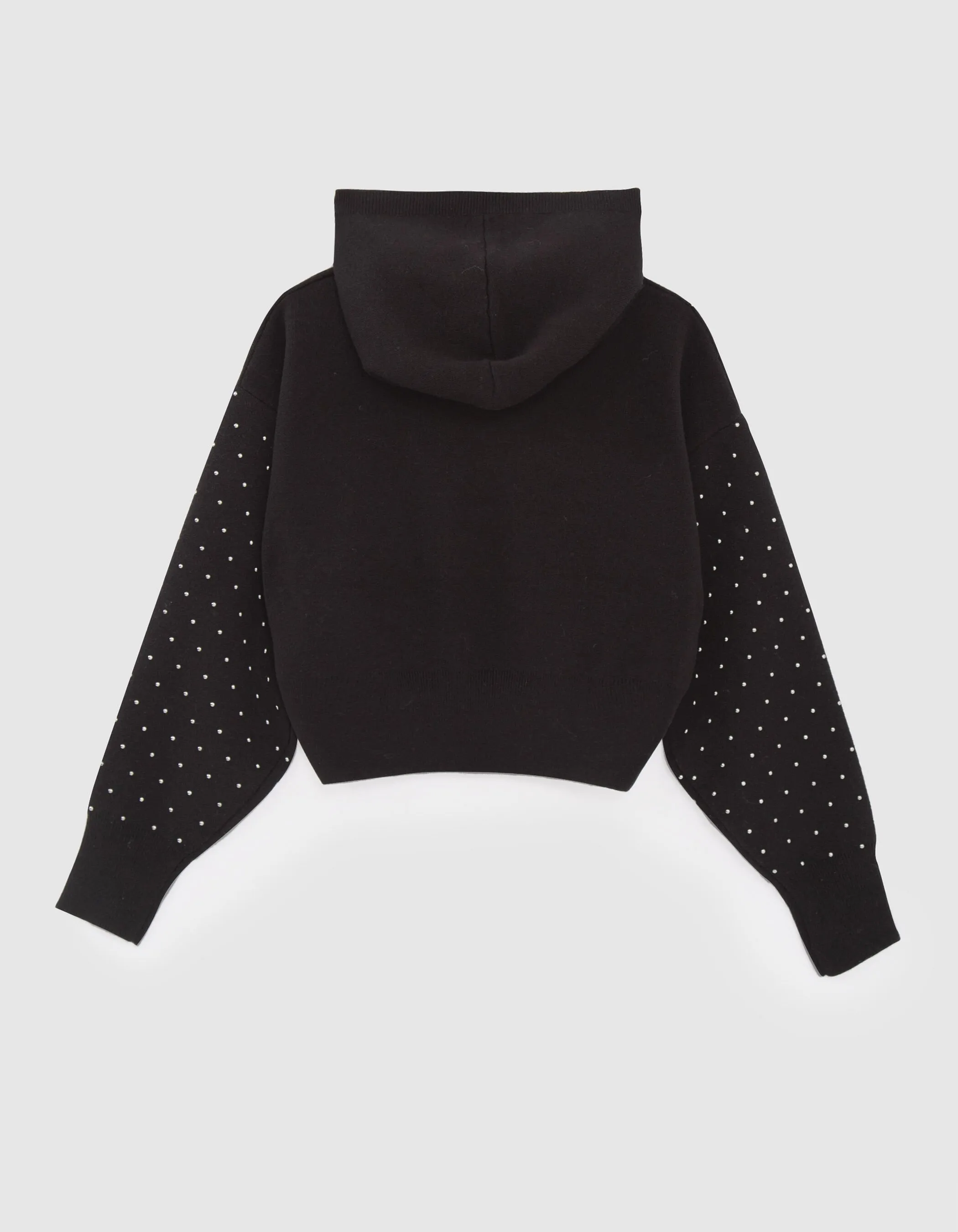 Pull noir forme cropped tricot manches cloutées fille