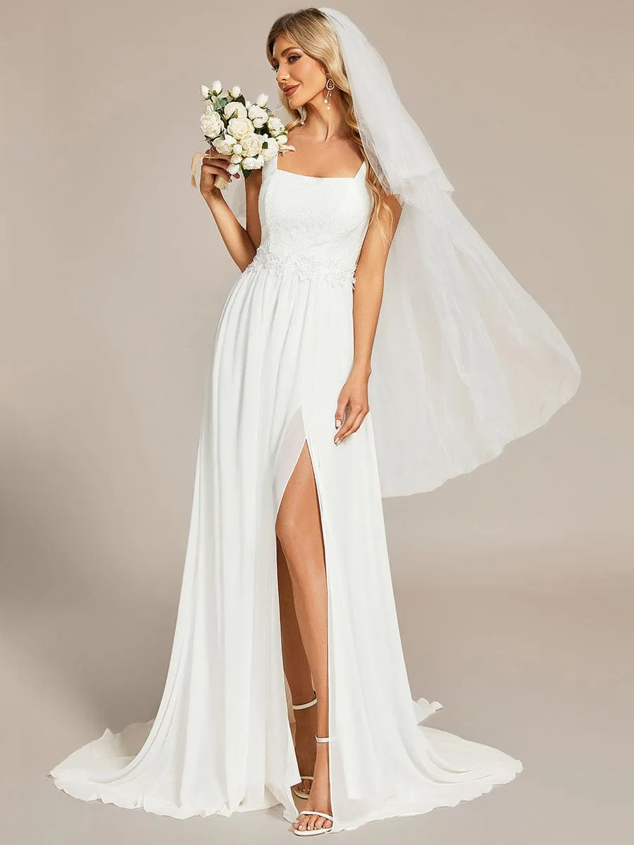 Robe de Mariée minimaliste en dentelle avec encolure carrée