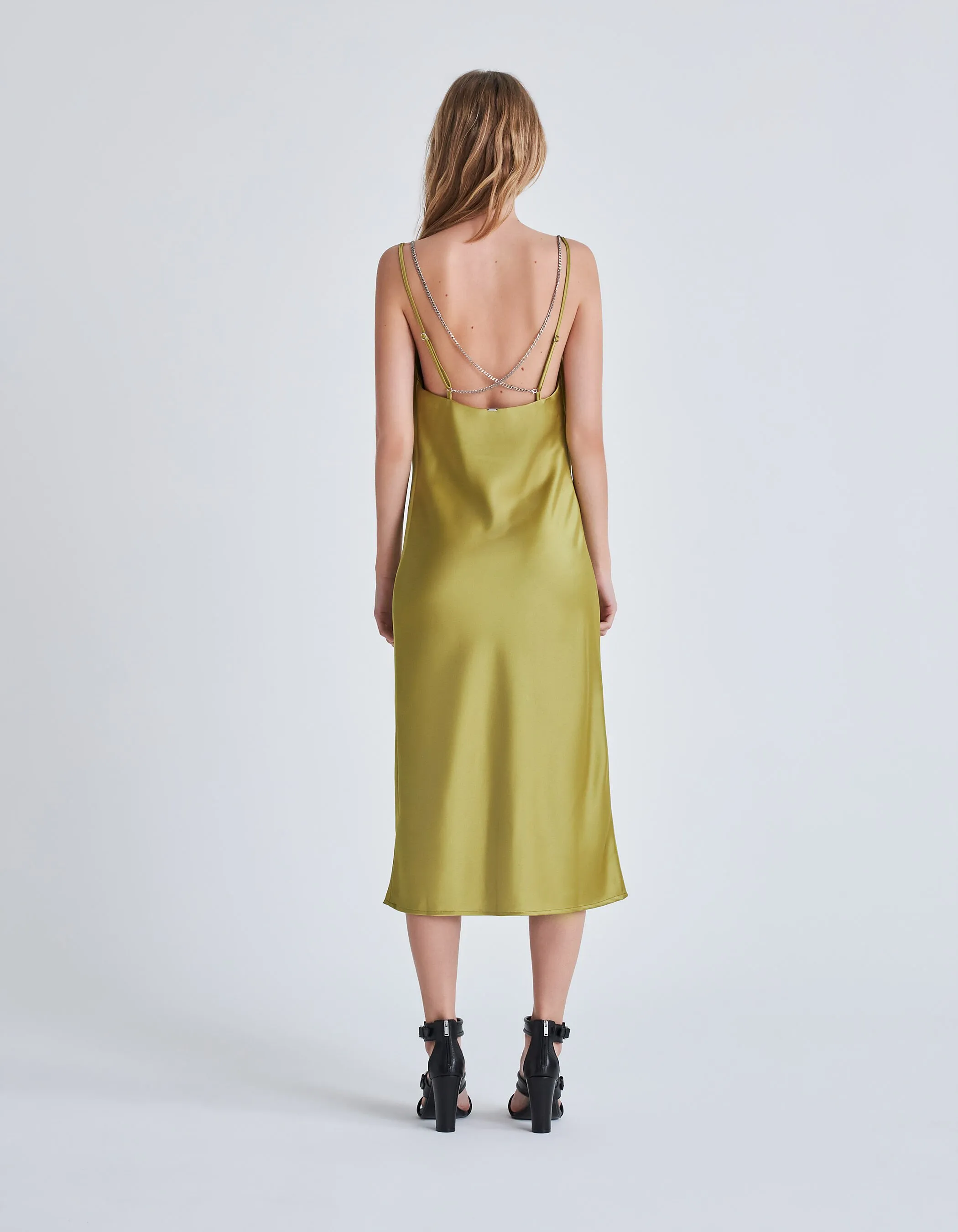 Robe longue verte satinée fines bretelles Femme